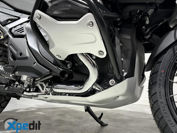 BMW R 1300 GS Adventure BMW R 1300 GS Adventure